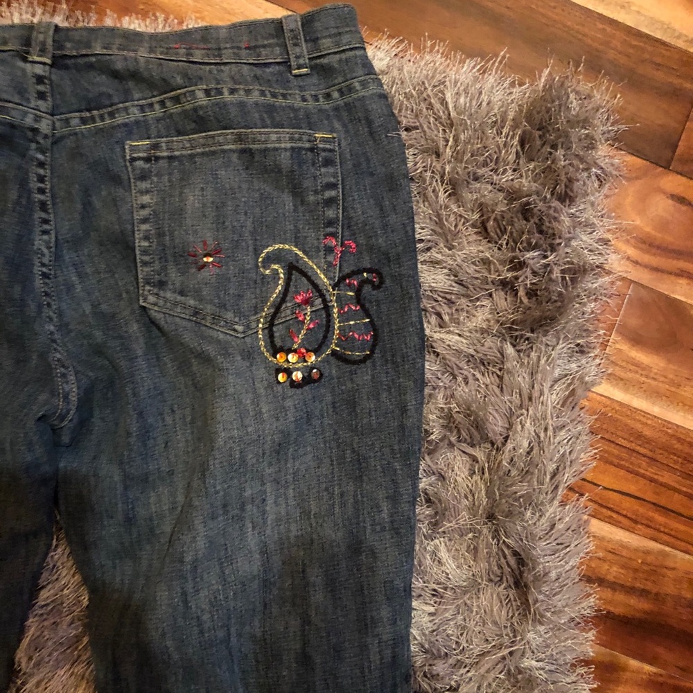 Jeans - Picture 4 of 4